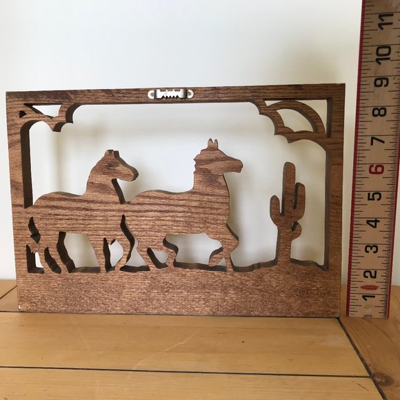Wooden Horse & Cactus Wall Hanging Handmade Western Picture Plaque 9x13" - Picture 4 of 5